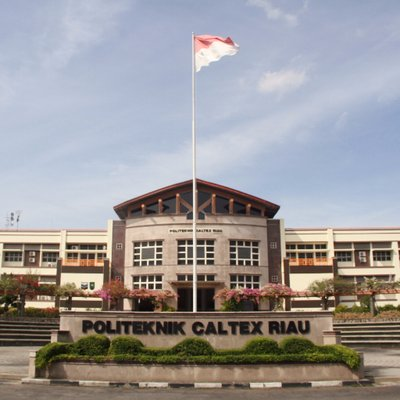 Caltex Riau Polytechnic's logo