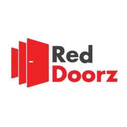 RedDoorz's logo