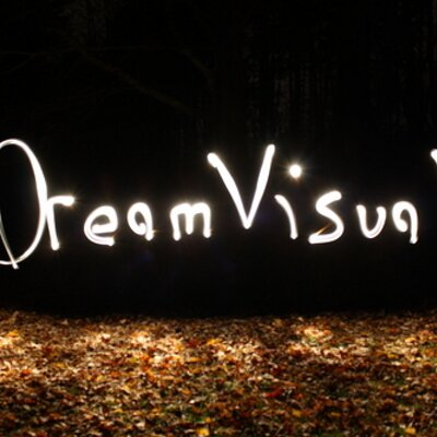 DreamVisual's logo